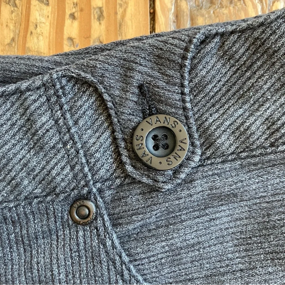 Vintage Y2K Vans Gray Skater Micro Shorts | Size 5 Emo Retro - Picture 4 of 6